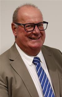 Profile image for Councillor Andy Edyvean